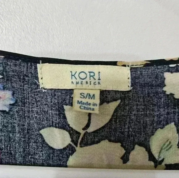 EUC- floral kimono! - Picture 2 of 2